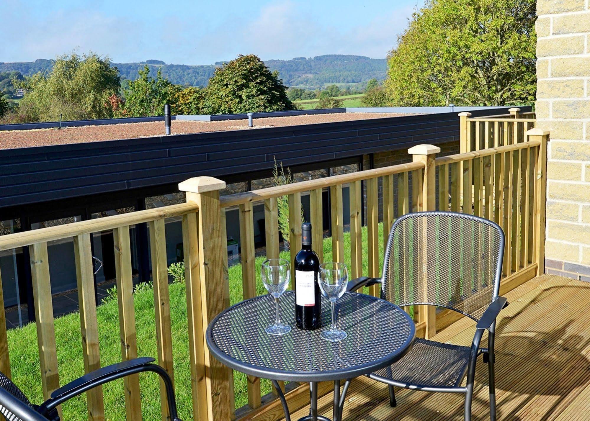 The View At The White Horse Woolley Moor Hotel Clay Cross Exterior photo